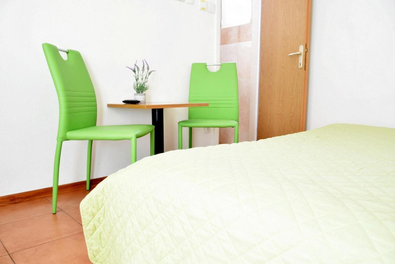Rooms Vilma Close To Rab City Palit Buitenkant foto