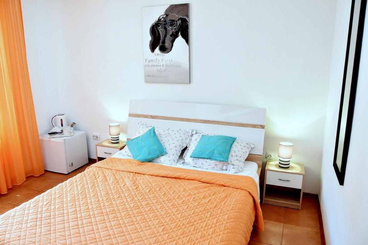 Rooms Vilma Close To Rab City Palit Buitenkant foto